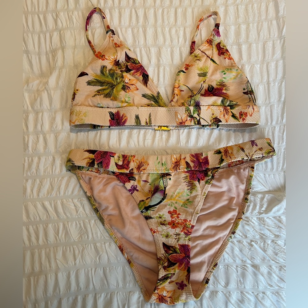 Pink patterned bikini size Large
